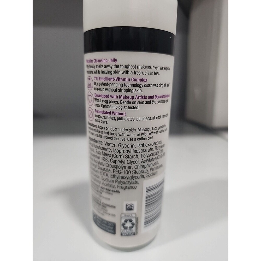 Neutrogena Makeup Micellar Milk 7Vitamin Complex Soothing Fragrance-Free - Picture 3 of 3